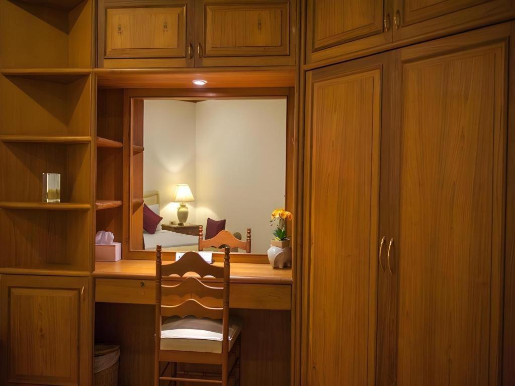 Lido Beach Hotel Pattaya Ngoại thất bức ảnh