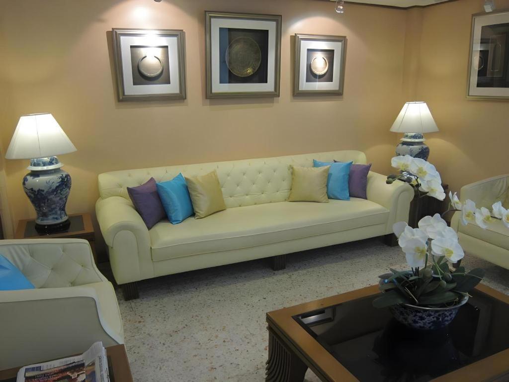 Lido Beach Hotel Pattaya Ngoại thất bức ảnh