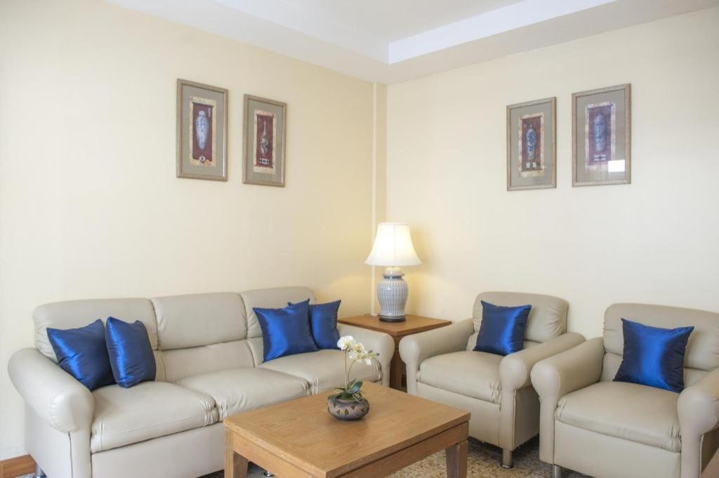 Lido Beach Hotel Pattaya Ngoại thất bức ảnh
