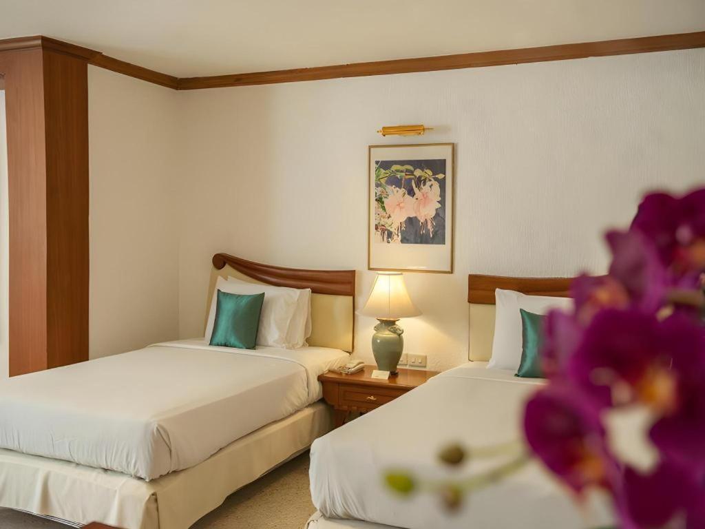 Lido Beach Hotel Pattaya Ngoại thất bức ảnh