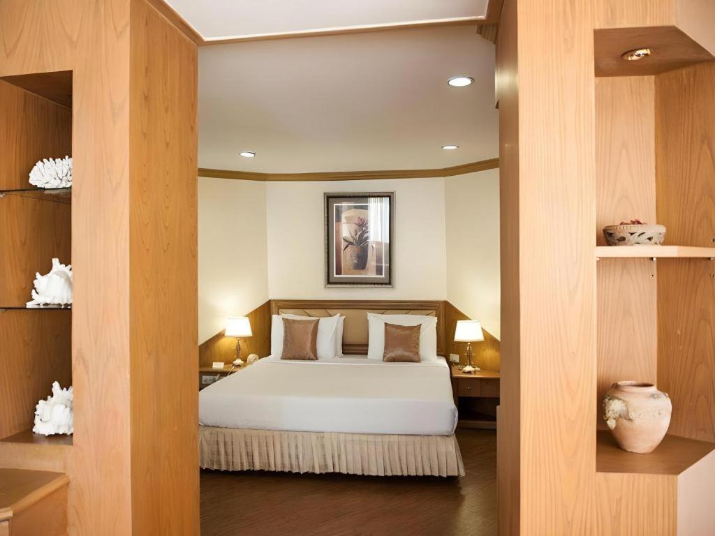Lido Beach Hotel Pattaya Ngoại thất bức ảnh